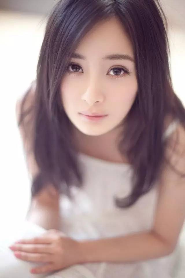 84间房主播跳舞 黑色电影